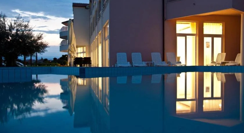 Hotel Duje