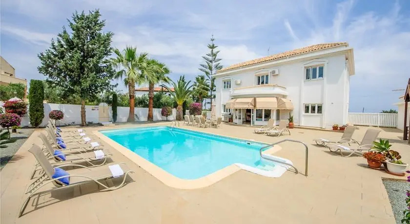 Oceanview Villa 104