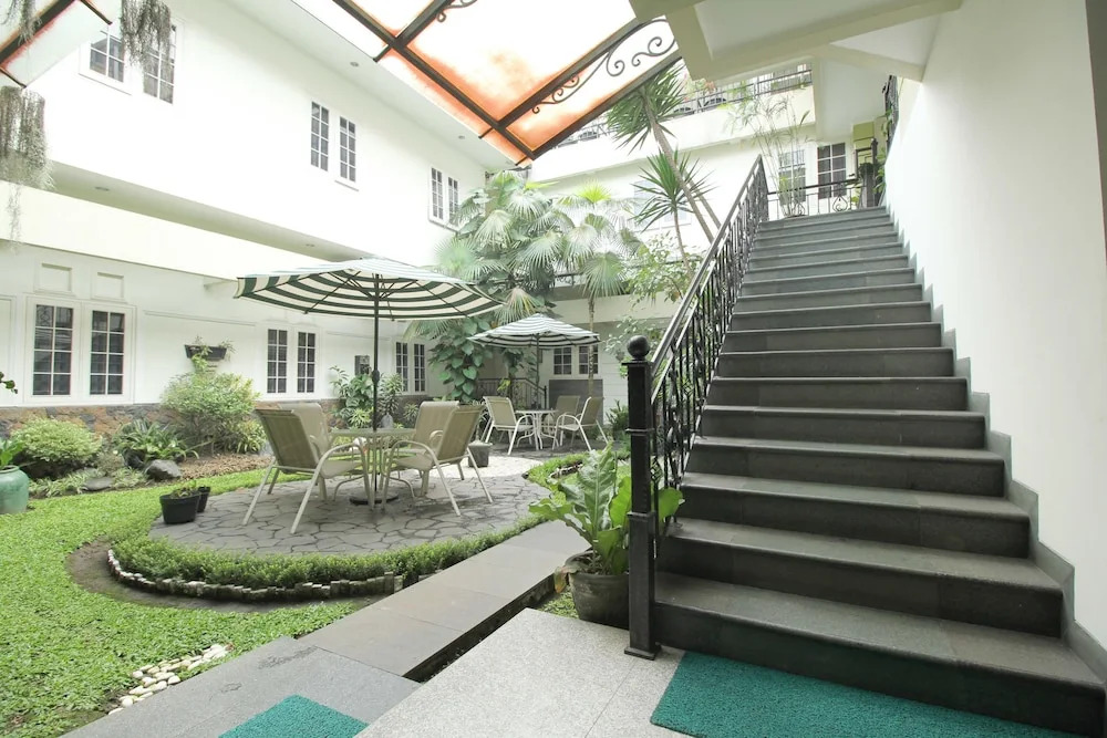 Airy Cicendo Otten 6 Bandung