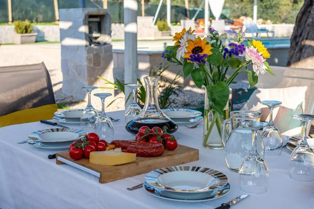 Trullo Delle Ginestre Private Pool - Happy Rentals