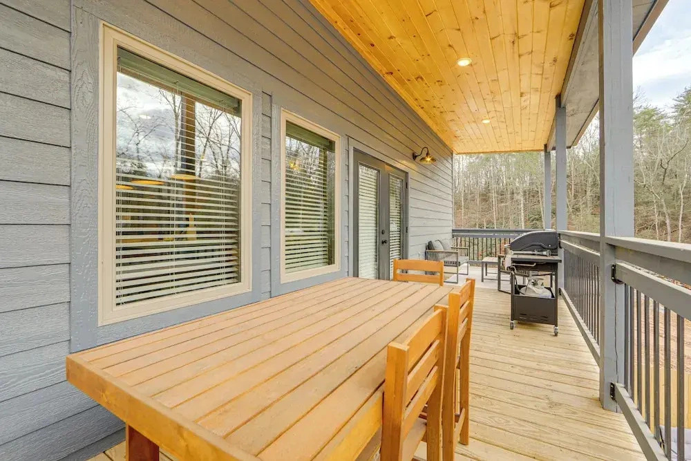 Indoor Pool, Hot Tub! the Smoky Luxe Retreat