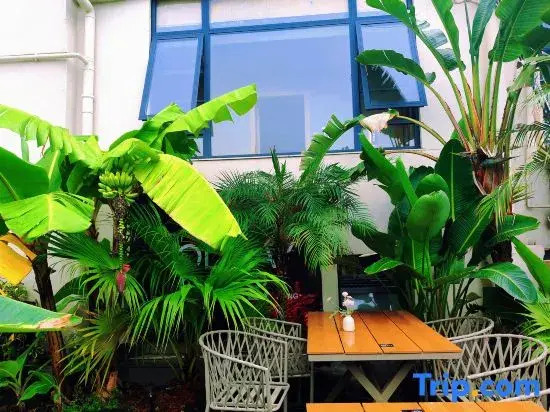 Yueyou Holiday S Hotel (Jiefang Road Riverside Park)