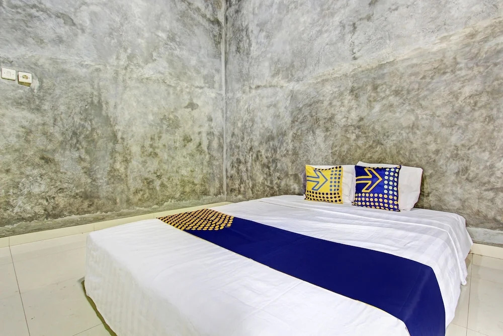 Hotel O Agus Kostel SyariahNearWisata Agro Jollong