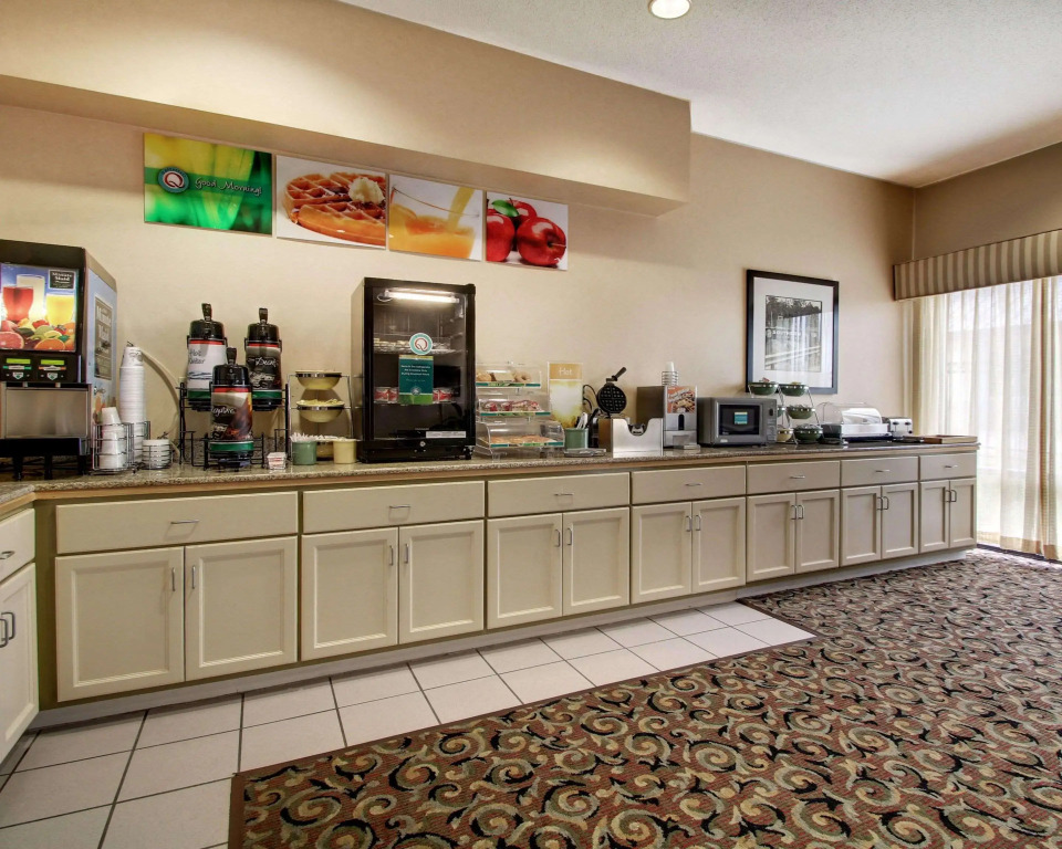 Quality Inn & Suites Hattiesburg North