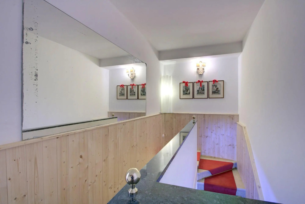 CANAL VIEWS SAN MARCO 240sqm 8pax 4Dbeds aircnd