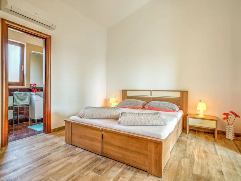 Apartment Ulika Poreč/Tar 38839