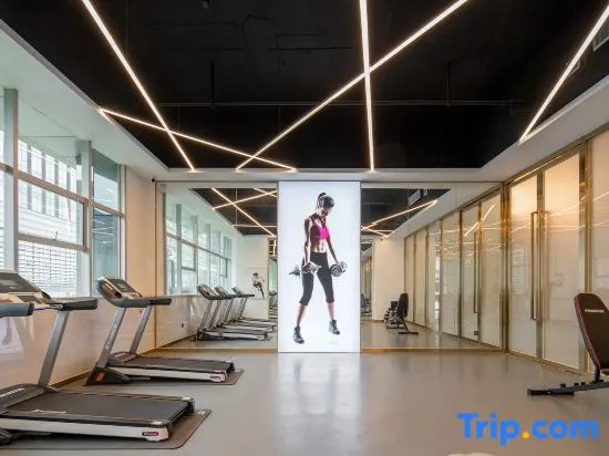 Chengdu Rushi Chaowa Hotel (Chunxi Road Tianfu Square Metro Station)