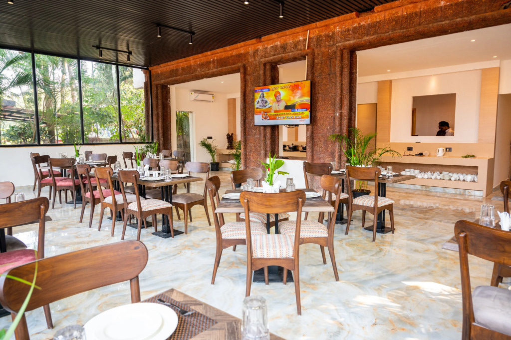 Hotel Meraden Opus , Anjuna Beach Goa