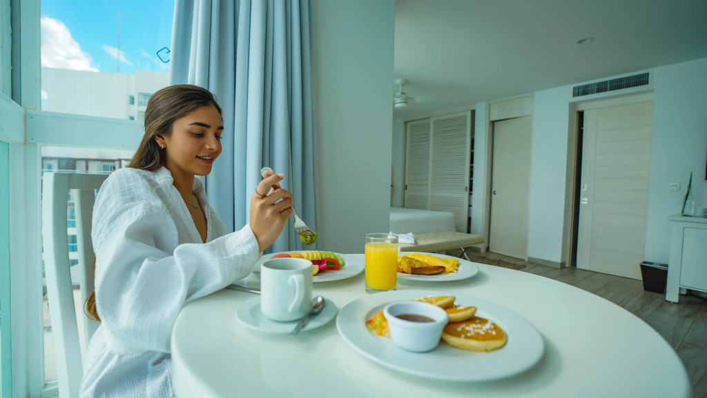 Oleo Cancun Playa All Inclusive Resort