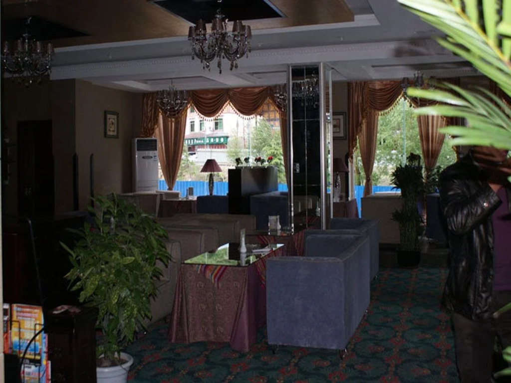 An e Courtyard Hotel Jiu Zhai Gou Branch