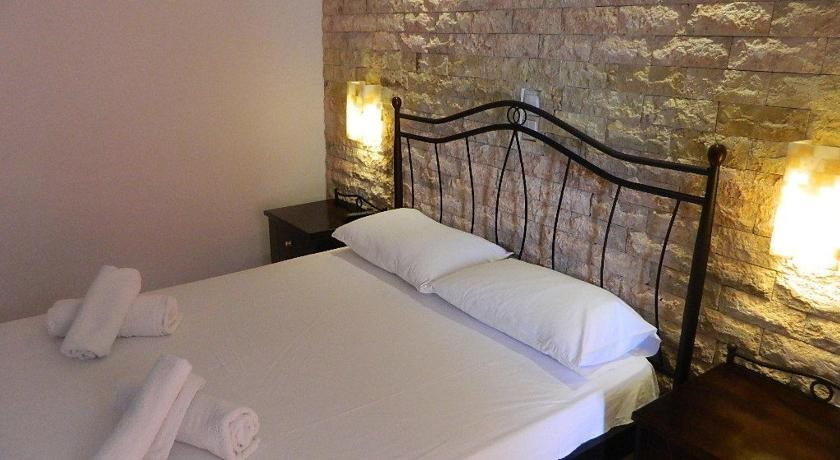 Acti Plaka Hotel