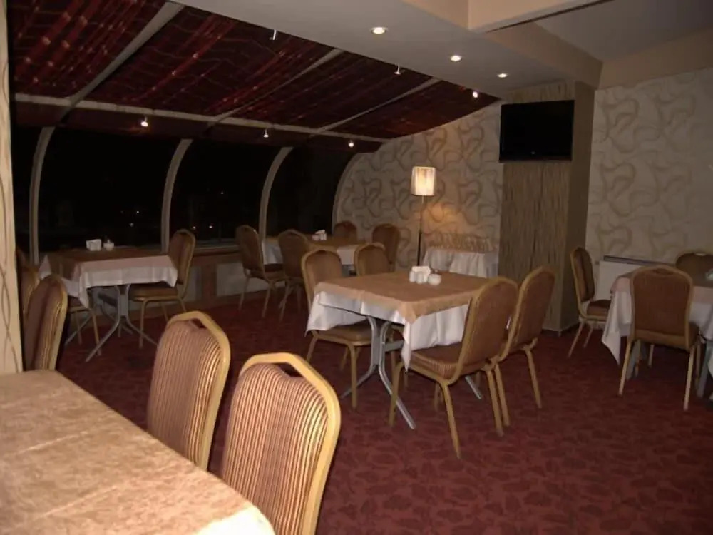 Hotel Ayata