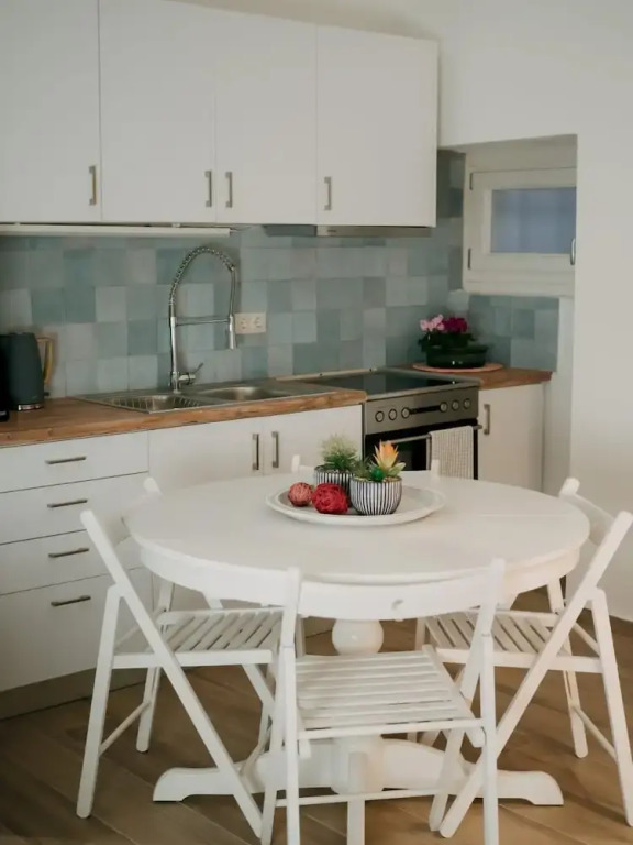 Lenko Bianco Studio by Estia