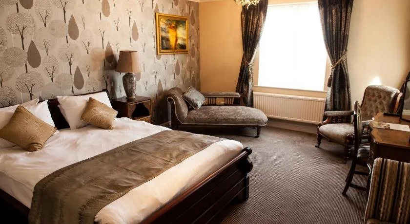 The Red Lion Inn by Chef & Brewer Collection