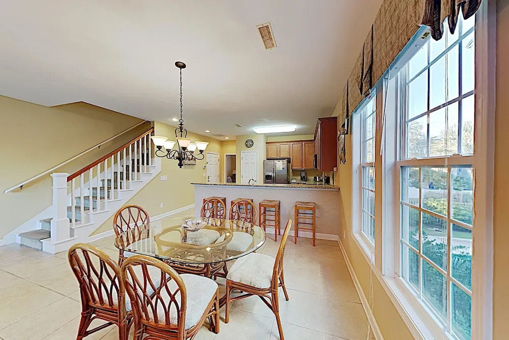 Changes In Attitude: Beach W/ Pool 4 Bedroom Duplex