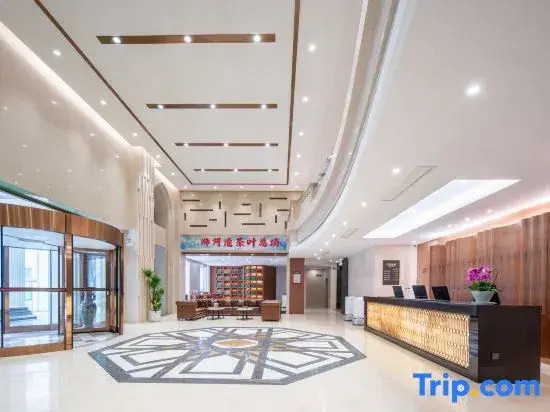 Jifeng International Hotel (Xinyang New 16th Street Branch)
