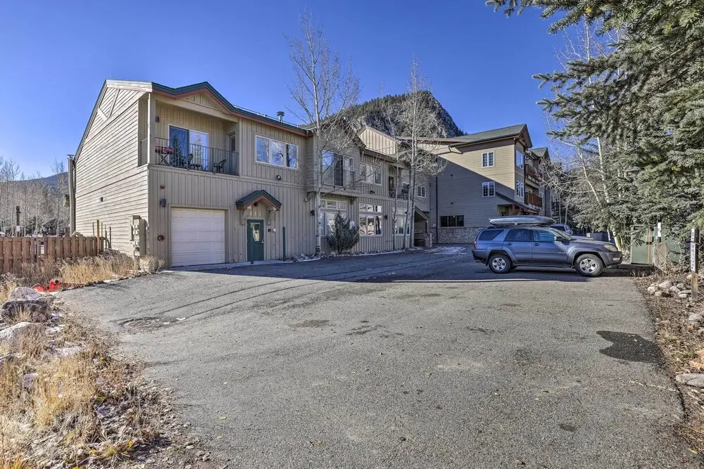 Frisco Condo w/ Balcony: 7 Mi to Copper Mountain!