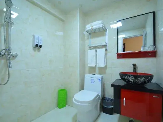 Xinzheng Fenglin evening fashion theme hotel