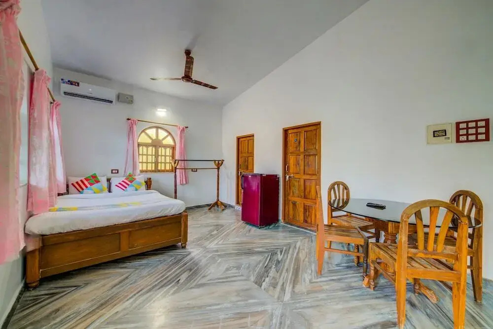 OYO Home 19757 Divine 3BHK