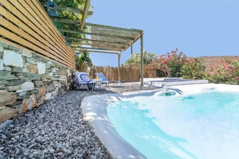 Charming 3-bedroom House in Tinos