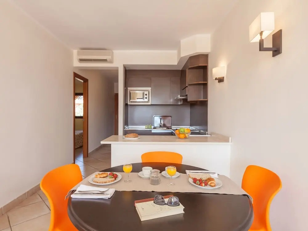 Well-kept and Atmospheric Apartment Just 1 km. From sea