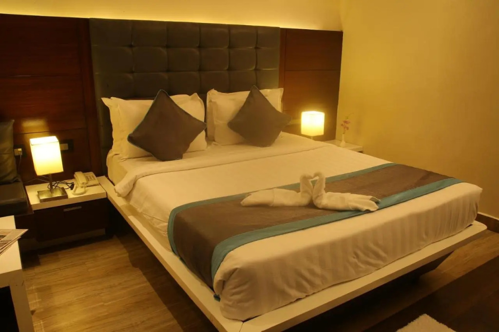 PARK SIGNATURE HOTELS - Royal Benza