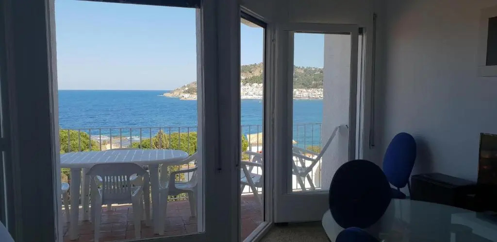 La Ribera, Apartament amb vistes al mar R2