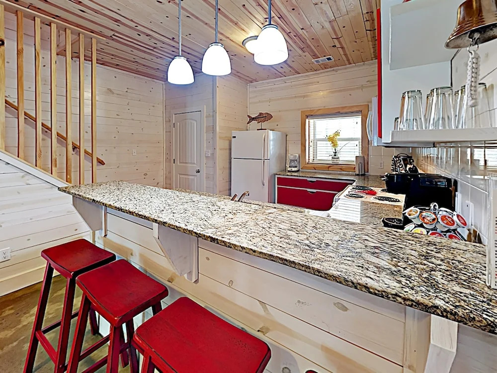 #403 The Commons 3 Bedrooms 2.5 Bathrooms Townhouse