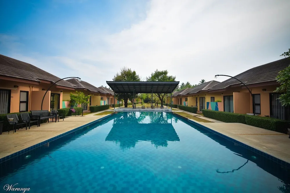Green Adamas Resort