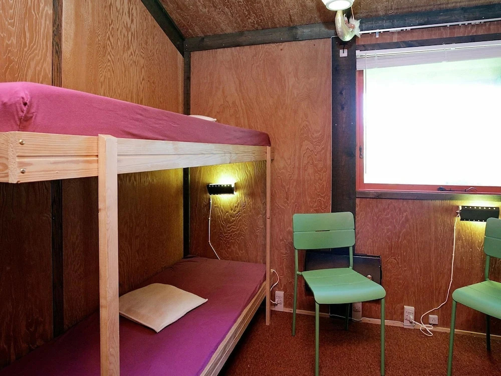 Pleasant Holiday Home in Hals near Sea