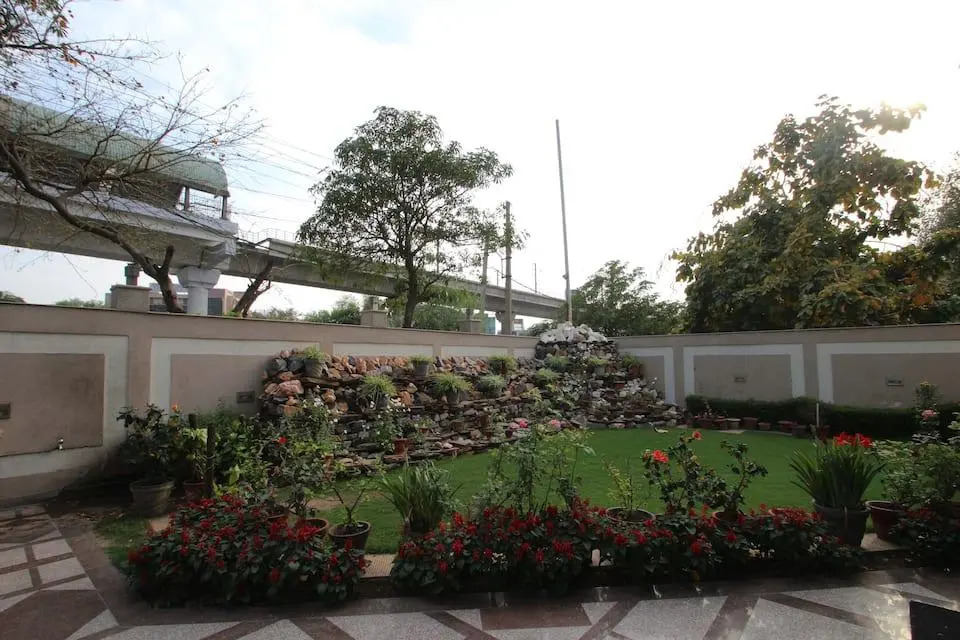 Aadhar Hotel