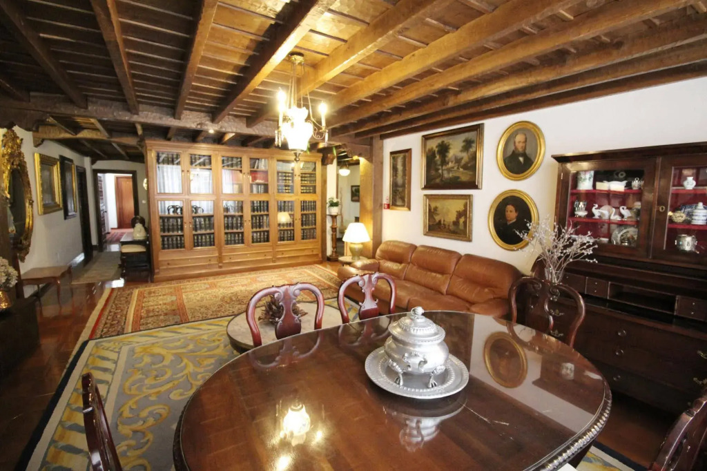 Hotel Santillana
