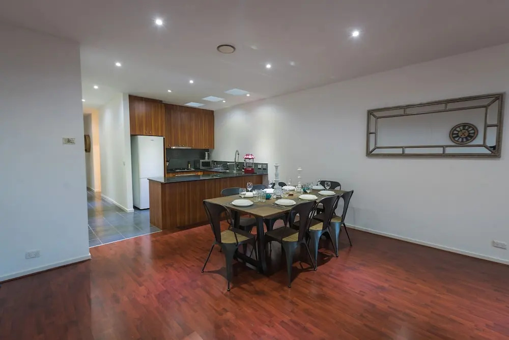 By Concierge - 'Daphne' DESIGNER Abode