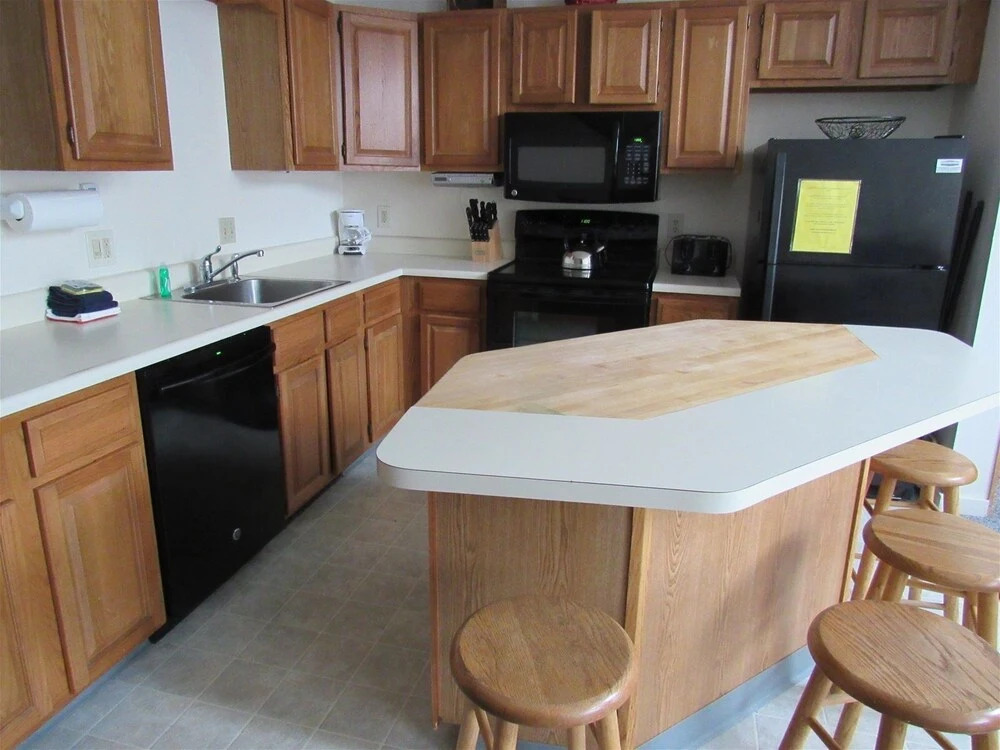 Spacious Waterville Valley Condo Close to Town Square! - Ms13av