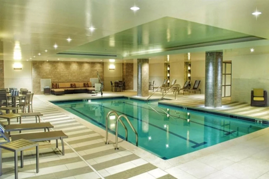 DoubleTree by Hilton Hotel Reading