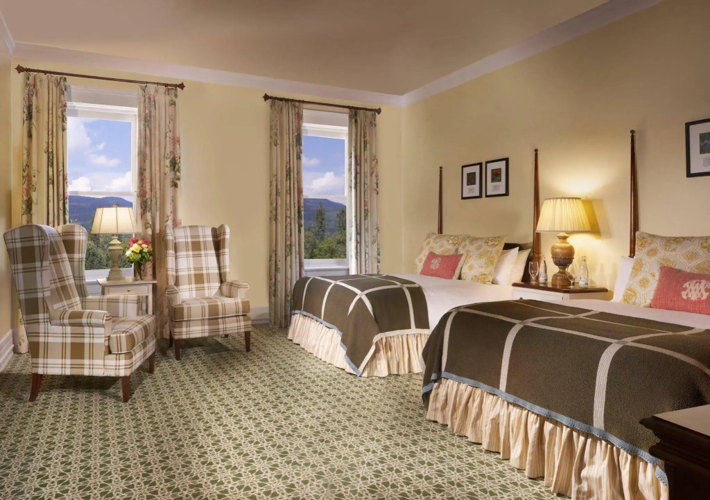 Omni Bretton Arms Inn at Mount Washington Resort