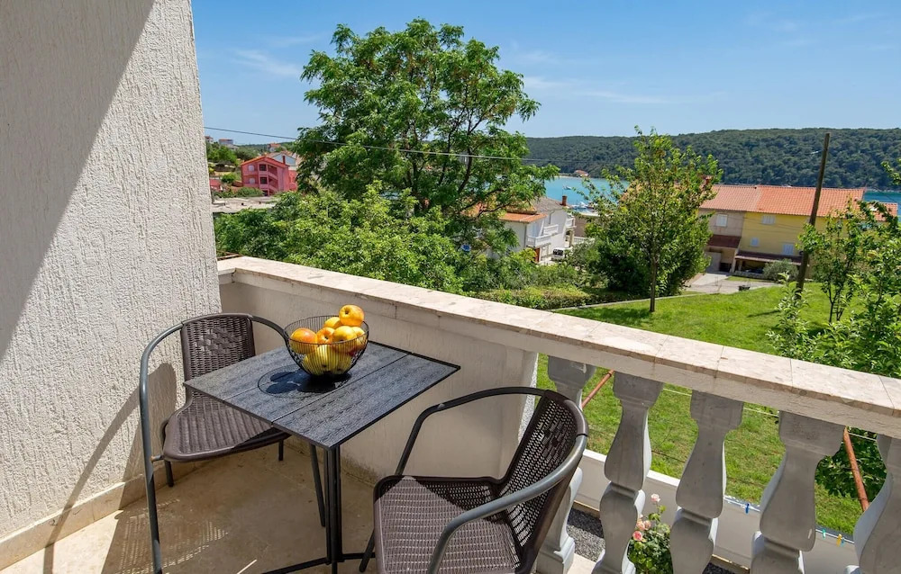 Nice Home in Kampor With Wifi and 1 Bedrooms