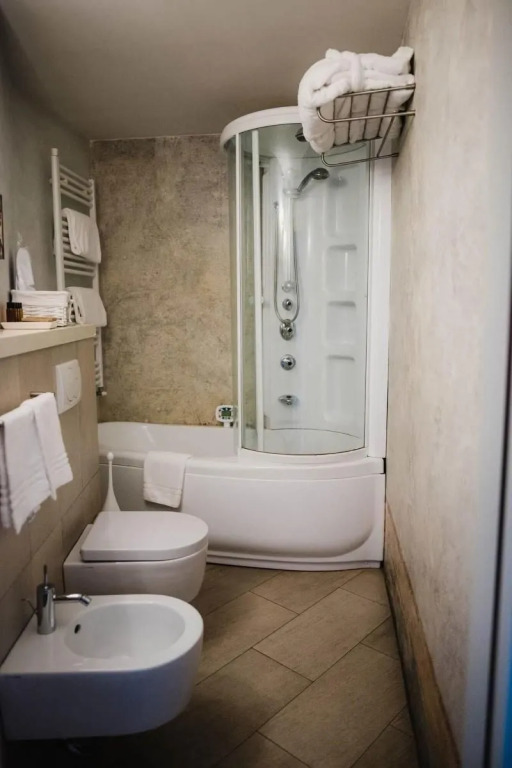 Regina Teodolinda Suites