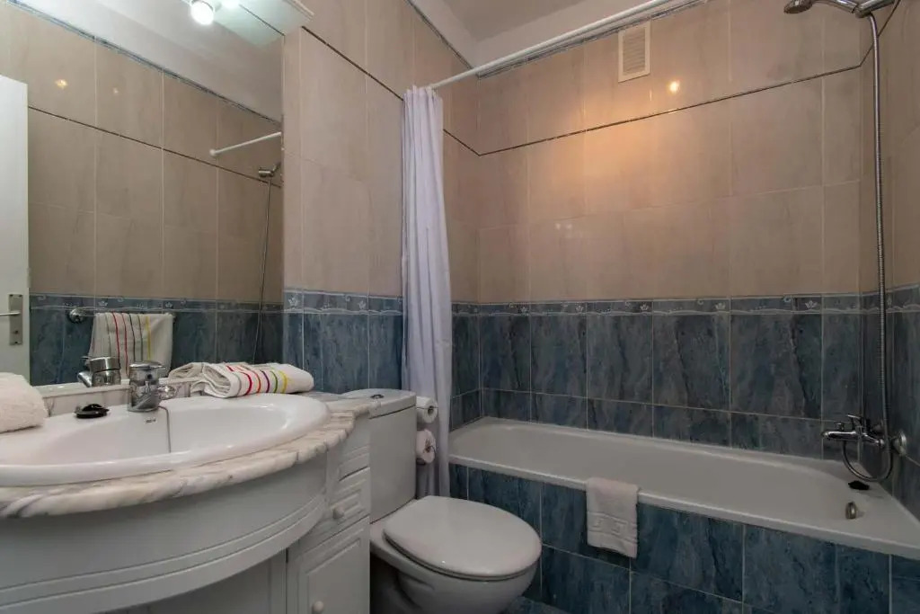 Azahara Playa 46 - One Bed