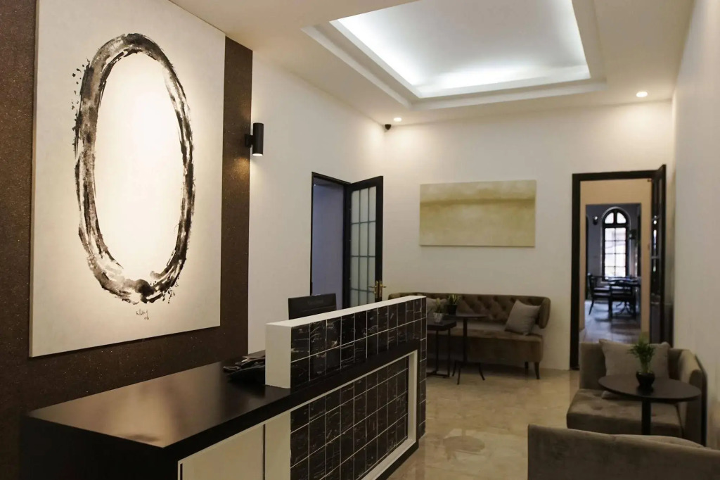 Oliving Residence