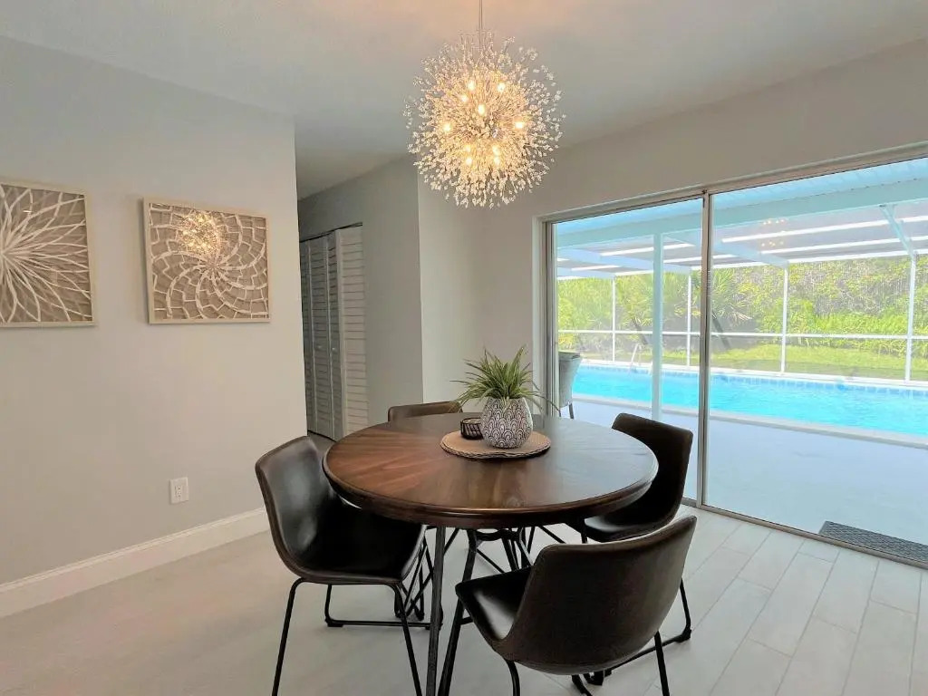 Luxury Stay Near Downtown & Beaches w/ Heated Pool