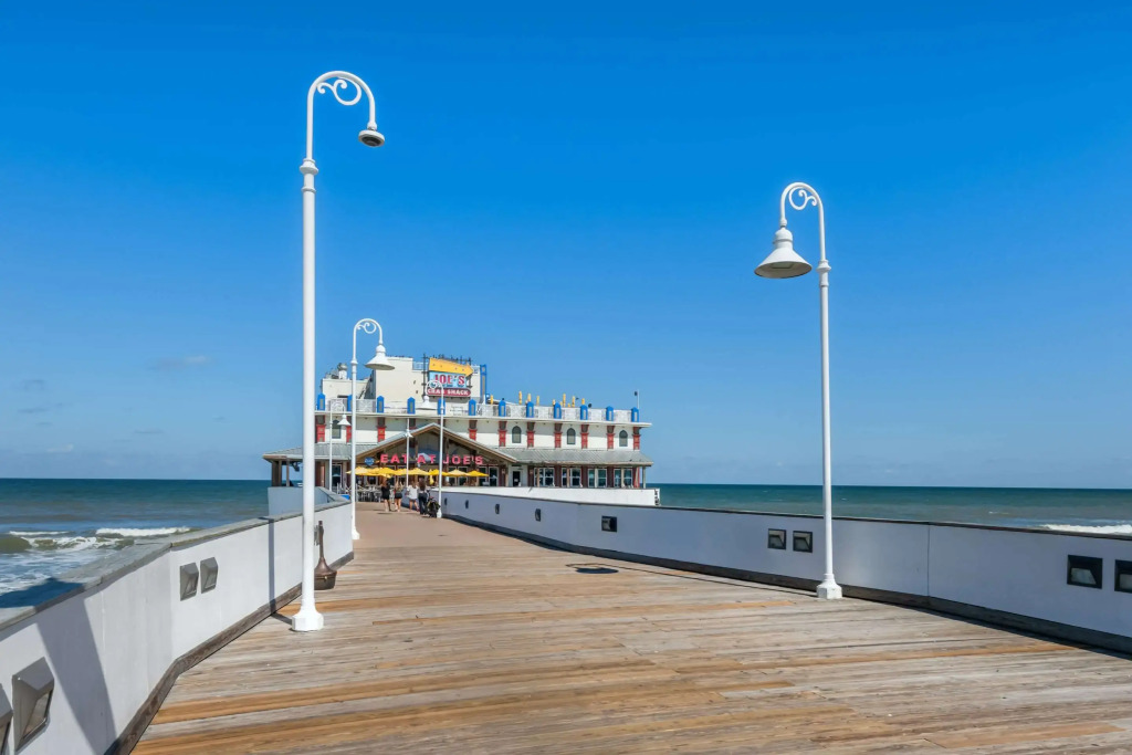 Comfort Inn & Suites Daytona Beach Oceanfront