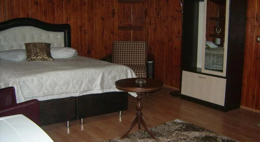 Kayzer Hotel