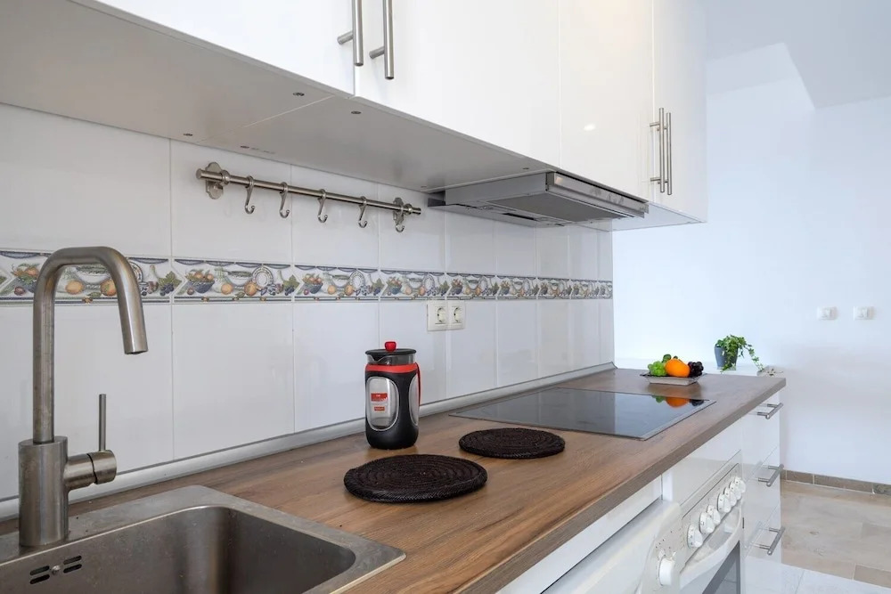 Beautiful Apartment in Benalmadena Pueblo with View Ref 133