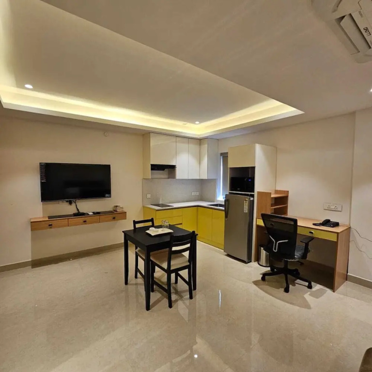 Western Suites