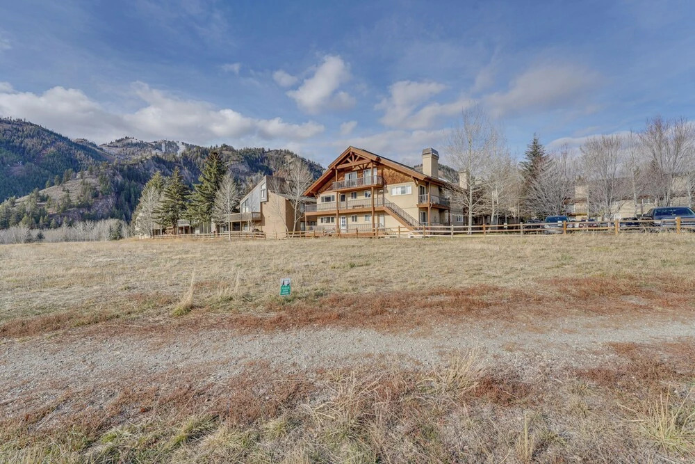 Ketchum Vacation Rental - Hike, Ski & Explore!
