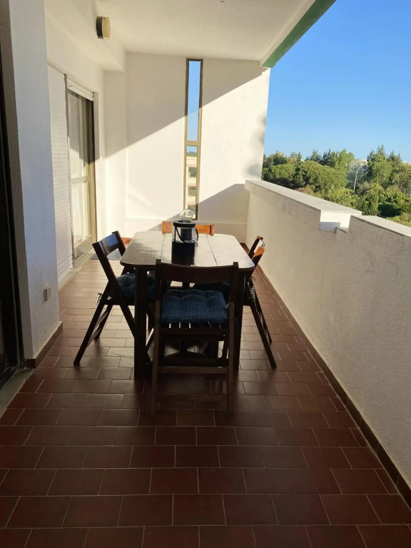 One bedroom appartement with city view shared pool and furnished garden at Vilamoura Quarteira 1 km away from the beach