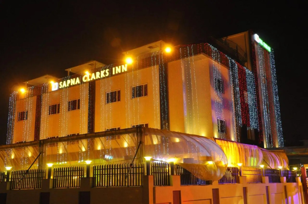 Sapna Clarks Inn Lucknow