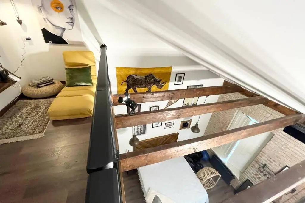 Writer's Loft w/ workspace-get inspired by comfort