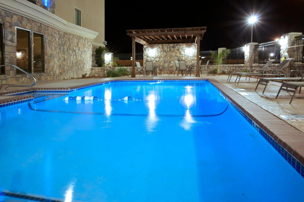Holiday Inn Express Hotel & Suites Texas City by IHG